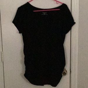 Motherhood maternity blouse size large with short sleeves black great condition